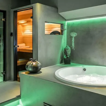 Konukevi Boat & Boost 4*