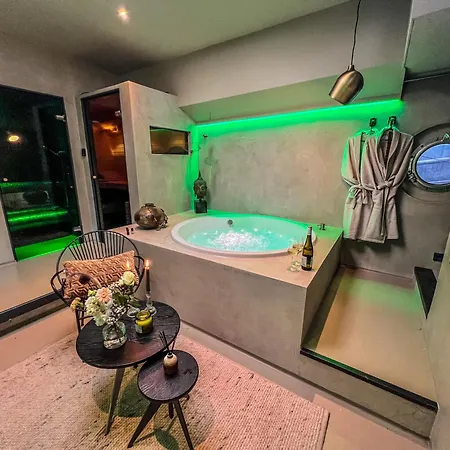 Gasthof Boat & Boost Amsterdam