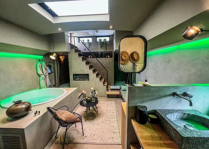 Boat & Boost Amsterdam