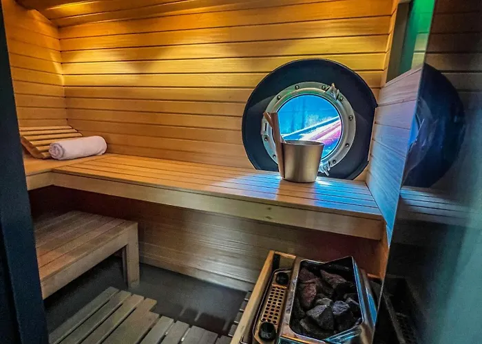 Guest house Boat & Boost