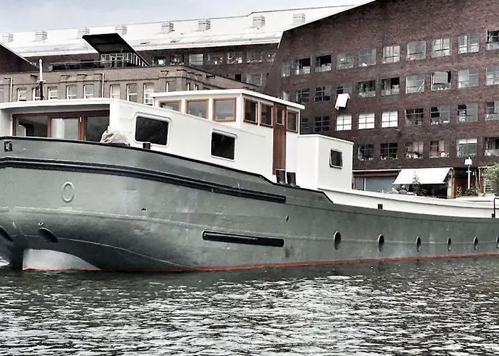 Boat & Boost 4* Amsterdam