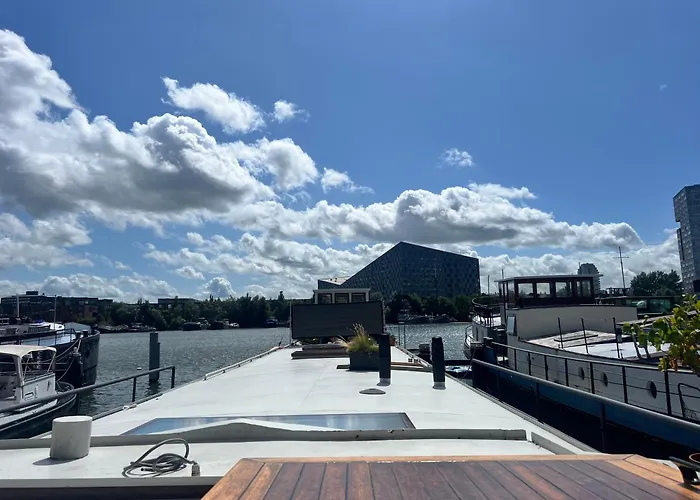 Boat & Boost アムステルダム