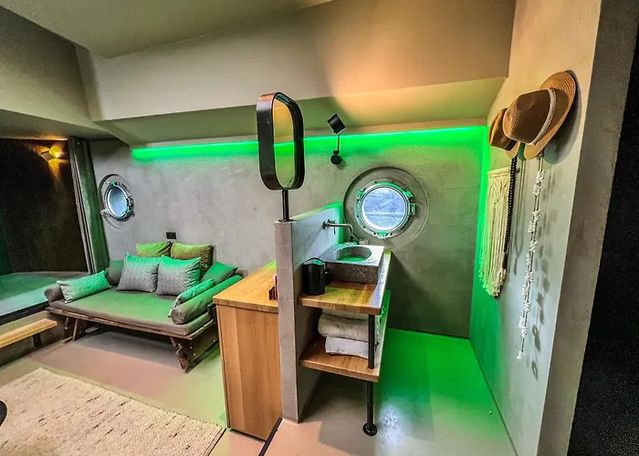 ゲストハウス Boat & Boost アムステルダム