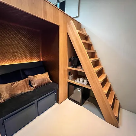 Boat & Boost 4* Амстердам